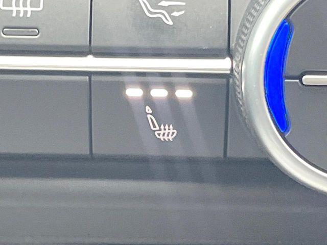 ���t�����g�V�[�g�q�[�e�B���O:�^�]�ȁE����ȋ��ɎO�i�K�Œ��߂��\�ȃV�[�g�q�[�^�[�𑕔����Ă���܂��B�G�߂��킸���K�ɂ��g�p���������܂��B