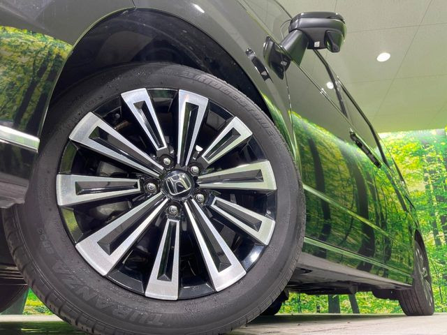 �y����17�C���`�A���~�z�C�[���z�O�ςɃ}�b�`���������A���~�z�C�[���𑕒����Ă���܂��B�e��ЊO�A���~�z�C�[����A�X�^�b�h���X�^�C�����戵�����Ă���܂��B���񂲑��k����������