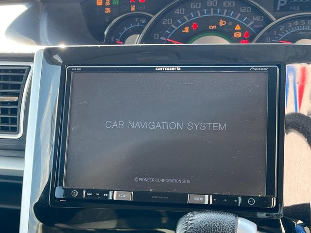 �y�i�r�Q�[�V�����z�g���₷���i�r�ŖړI�n�܂ł�������ē����Ă���܂��B�e��I�[�f�B�I�Đ��@�\���[�����Ă���A���Ԃ̉^�]������Ɋy�����Ȃ�܂�!!