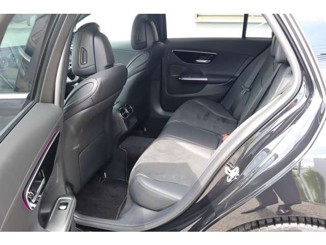 CクラスワゴンC220d アバンギャルド AMGラインパッケージ(ISG)