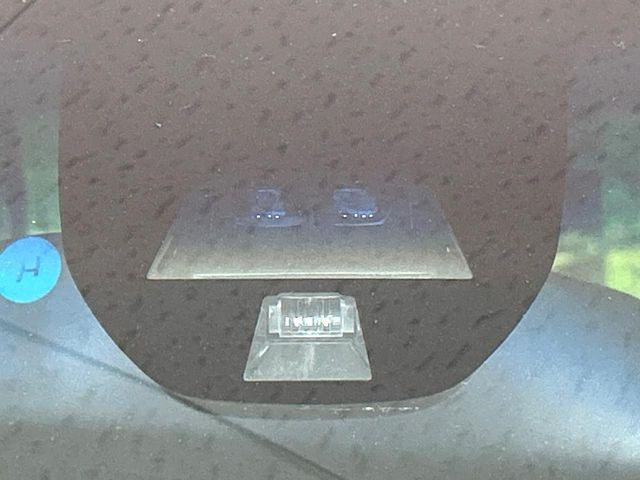 �y�V�e�B�u���[�L�A�N�e�B�u�V�X�e���z�ᑬ���s���ɑO���̎ԗ�����F�����A�Փ˂������Ȏ��͌x��ƃu���[�L�ŏՓˉ���Ɣ�Q�y�����A�V�X�g�B�����S�Ƀh���C�u�����y���݂��������܂��B