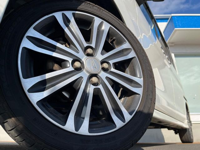 �y����15�C���`�A���~�z�C�[���z�O�ςɃ}�b�`���������A���~�z�C�[���𑕒����Ă���܂��B�e��ЊO�A���~�z�C�[����A�X�^�b�h���X�^�C�����戵�����Ă���܂��B���񂲑��k����������