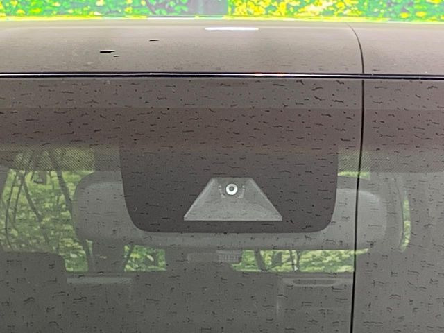 �y�g���^�Z�[�t�e�B�Z���X�z���s���ɑO���̎ԗ�����F�����A�Փ˂������Ȏ��͌x��ƃu���[�L�ŏՓˉ���Ɣ�Q�y�����A�V�X�g�B�����S�Ƀh���C�u�����y���݂��������܂��B