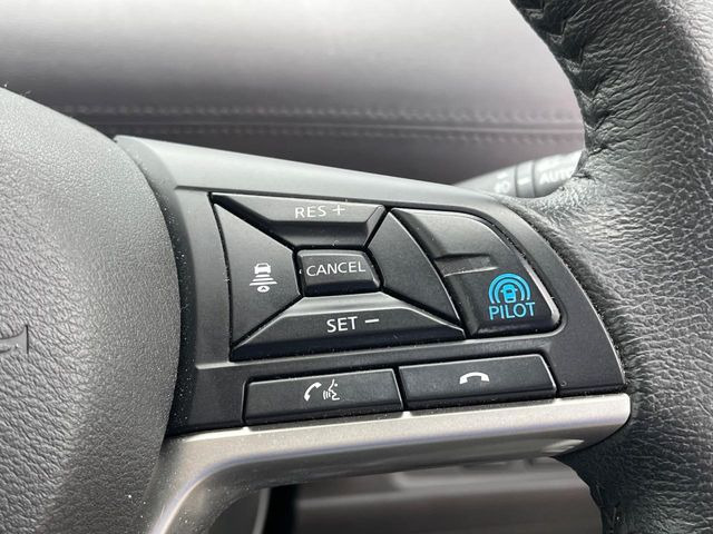 �y�v���p�C���b�g�z�������H�ł̒��������s���y��!!�a�؎��Ə��񑖍s�̃V�[���ŁA�A�N�Z���E�u���[�L�E�X�e�A�����O�������Ő��䂵�A�������^�]�̕��S���y�����Ă���܂���