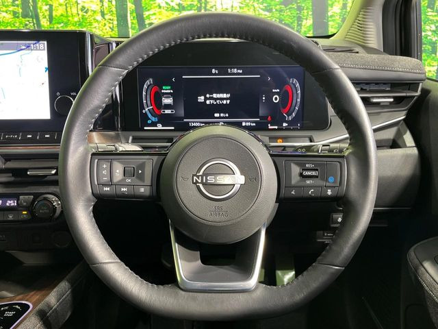 �y�����v�����X�e�A�����O�z�㎿�Ȋv���g�p���邱�ƂŁA��ɂ����������݂ƂĂ��^�]���₷���n���h���ł���