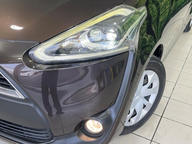 �yLED�w�b�h���C�g�z���V����ԑ��s�����ǍD�Ȏ��E���m�ۂ����S���ĉ^�]�ł��鍂�P�xLED�w�b�h���C�g�𑕔�!�_�����x�������A����d�͂��}�����Ă��܂��B