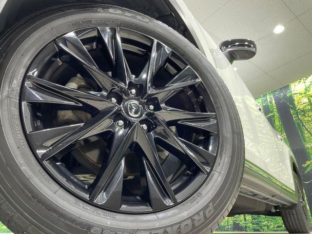 �y����19�C���`�A���~�z�C�[���z�O�ςɃ}�b�`���������A���~�z�C�[���𑕒����Ă���܂��B�e��ЊO�A���~�z�C�[����A�X�^�b�h���X�^�C�����戵�����Ă���܂��B���񂲑��k����������