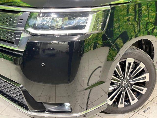 �yLED�w�b�h���C�g�z���V����ԑ��s�����ǍD�Ȏ��E���m�ۂ����S���ĉ^�]�ł��鍂�P�xLED�w�b�h���C�g�𑕔�!�_�����x�������A����d�͂��}�����Ă��܂��B