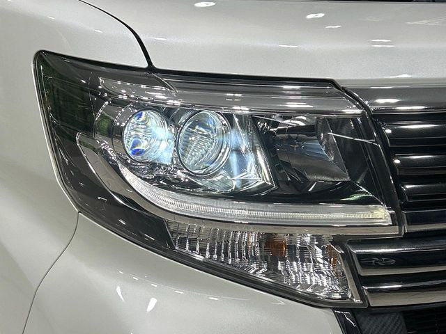 �yLED�w�b�h���C�g�z���V����ԑ��s�����ǍD�Ȏ��E���m�ۂ����S���ĉ^�]�ł��鍂�P�xLED�w�b�h���C�g�𑕔�!�_�����x�������A����d�͂��}�����Ă��܂��B