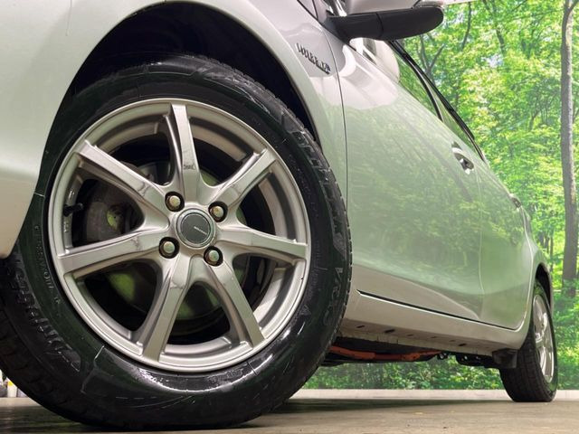 �y15�C���`�A���~�z�C�[���z�O�ςɃ}�b�`�����A���~�z�C�[���𑕒����Ă���܂��B�e��A���~�z�C�[����A�X�^�b�h���X�^�C�����戵�����Ă���܂��B���񂲑��k����������