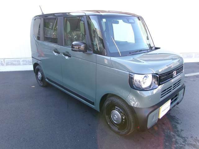 N-BOXジョイ 2トーン