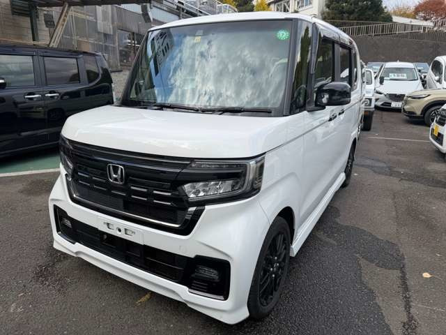 N-BOXカスタムL ターボ スタイルプラス ブラック