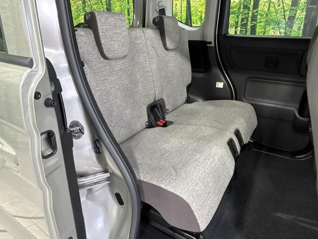 ���i���ȃI���W�i���t���A�}�b�g���I�v�V�����ɂĂ��p�ӂ��Ă���܂��B���D���ȃf�U�C����J���[�����Ԃɍ��킹�đI��ł����������Ƃ��ł��܂���