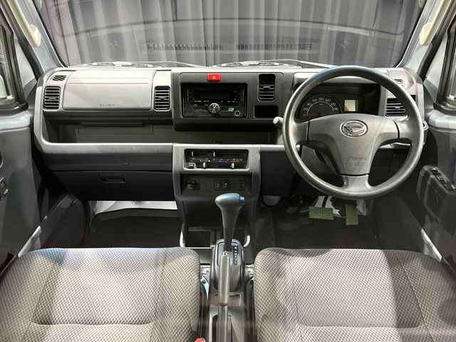 �O���[�v���݌ɐ���30,000��!!�S���̌n��X���烁�[�J�[�E�Ԏ��킸���Љ�o����̂ŁA���Ȃ��Ƀs�b�^���̂��Ԃ�������͂��ł���܂��͂��₢���킹��������