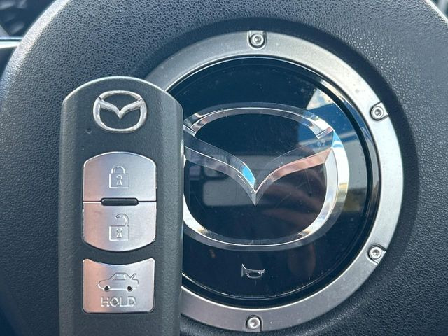 �y�A�h�o���X�g�L�[�z�J�o����|�P�b�g�ɓ��ꂽ�܂܂ł��h�A�̎{���E�������\�ȃX�}�[�g�L�[�𑕔��B�G���W���̃I���E�I�t�����J�M�����o���K�v����������Ƃ��Ă��֗��ł���