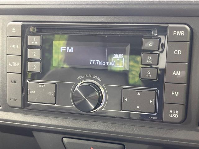 お好きな音楽を車内でお楽しみいただけます♪スピーカー交換・ウーハー追加などの音質向上や、最新ナビ・後席モニター等の取り付けも是非ご相談ください!