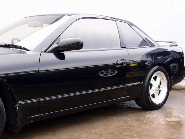 �l�C��S13�V���r�A Ks�_�C���Z���N�V���� 5MT�̓���!�����s55,800km�ƂȂ�A���Îs��ł͊󏭉��l�̍����T�����[�t�t���B�O�I�[�i�[�l�����\�N����؂ɏ��L����Ă���2���i���o�[�ԗ��ł�