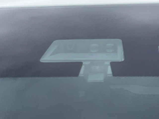 �y�O�He-Assist�z���s���ɑO���̎ԗ�����F�����A�Փ˂������Ȏ��͌x��ƃu���[�L�ŏՓˉ���Ɣ�Q�y�����A�V�X�g�B�����S�Ƀh���C�u�����y���݂��������܂��B