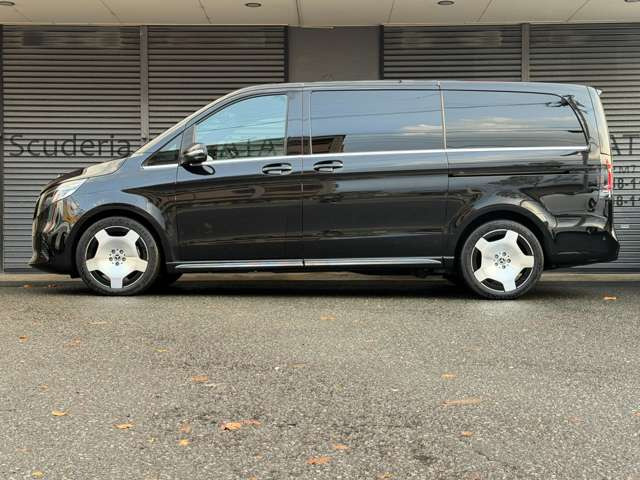 �����d���X���C�h�h�A(�����̃X�C�b�`�Ń��A�h�A���J�ł��܂�)