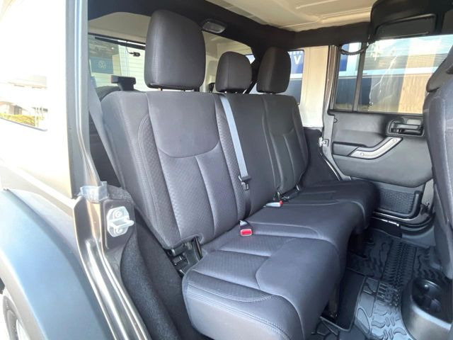 �����:��l����Ԃ��Ă��������������Ȃ��قǁA�������L�X���Ă���܂��B