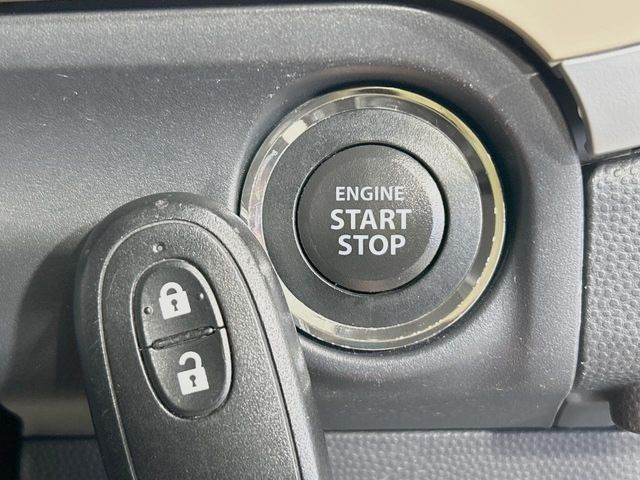 �y�L�[���X�X�^�[�g�V�X�e���z�J�o����|�P�b�g�ɓ��ꂽ�܂܂ł��h�A�̎{���E�������\�ȃX�}�[�g�L�[�𑕔��B�G���W���̃I���E�I�t�����J�M�����o���K�v����������Ƃ��Ă��֗��ł���