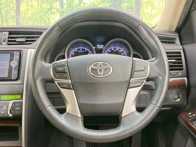 �y�����v�����X�e�A�����O�z�㎿�Ȋv���g�p���邱�ƂŁA��ɂ����������݂ƂĂ��^�]���₷���n���h���ł���