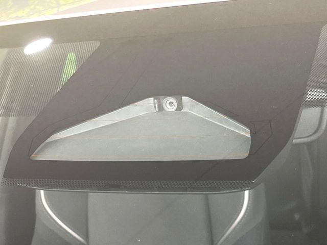 �y�g���^�Z�[�t�e�B�Z���X�z���s���ɑO���̎ԗ�����F�����A�Փ˂������Ȏ��͌x��ƃu���[�L�ŏՓˉ���Ɣ�Q�y�����A�V�X�g�B�����S�Ƀh���C�u�����y���݂��������܂��B