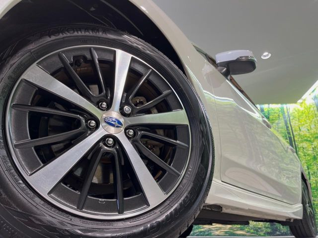 �y����16�C���`�A���~�z�C�[���z�O�ςɃ}�b�`���������A���~�z�C�[���𑕒����Ă���܂��B�e��ЊO�A���~�z�C�[����A�X�^�b�h���X�^�C�����戵�����Ă���܂��B���񂲑��k����������