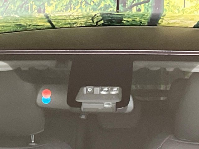 �y�g���^�Z�[�t�e�B�Z���X�z���s���ɑO���̎ԗ�����F�����A�Փ˂������Ȏ��͌x��ƃu���[�L�ŏՓˉ���Ɣ�Q�y�����A�V�X�g�B�����S�Ƀh���C�u�����y���݂��������܂��B