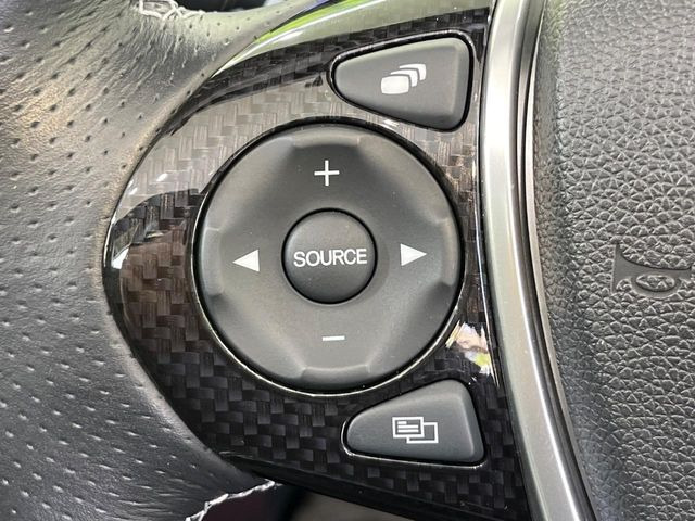 �y�X�e�A�����O�X�C�b�`�z�^�]���A�O������ڐ������炷���ƂȂ��A�I�[�f�B�I���̑��삪�\�ȕ֗��@�\!���S&���K�ȃh���C�u�����o���Ă���܂���