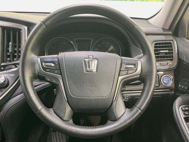 �y�X�e�A�����O�X�C�b�`�z�^�]���A�O������ڐ������炷���ƂȂ��A�I�[�f�B�I���̑��삪�\�ȕ֗��@�\!���S&���K�ȃh���C�u�����o���Ă���܂���