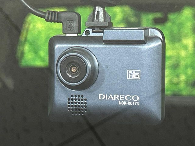 �y�h���C�u���R�[�_�[�z���S�E���S�ȃJ�[���C�t�ɕK�{�̃h���C�u���R�[�_�[�𑕔�!���s���͂������A������^�]�⎖�̂ɑ��������ۂ̏󋵂��f���ŋL�^���A����̃��X�N�ɔ����܂��B