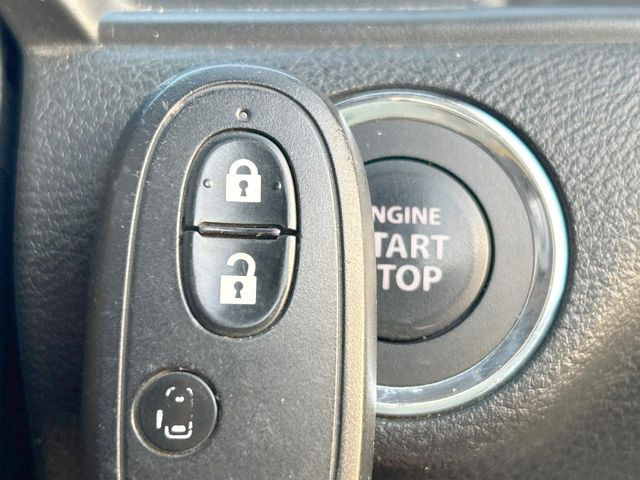 �y�L�[���X�X�^�[�g�V�X�e���z�J�o����|�P�b�g�ɓ��ꂽ�܂܂ł��h�A�̎{���E�������\�ȃX�}�[�g�L�[�𑕔��B�G���W���̃I���E�I�t�����J�M�����o���K�v����������Ƃ��Ă��֗��ł���