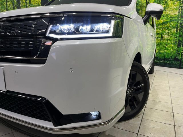 �yLED�w�b�h���C�g�z���V����ԑ��s�����ǍD�Ȏ��E���m�ۂ����S���ĉ^�]�ł��鍂�P�xLED�w�b�h���C�g�𑕔�!�_�����x�������A����d�͂��}�����Ă��܂��B