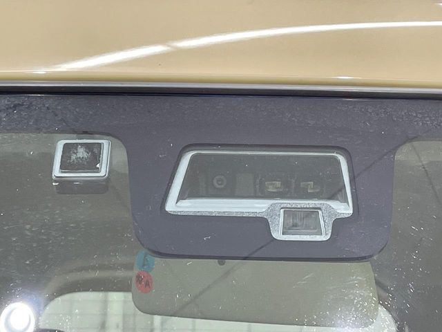 �y�X�Y�L �Z�[�t�e�B�T�|�[�g�z���s���ɑO���̎ԗ�����F�����A�Փ˂������Ȏ��͌x��ƃu���[�L�ŏՓˉ���Ɣ�Q�y�����A�V�X�g�B�����S�Ƀh���C�u�����y���݂��������܂��B