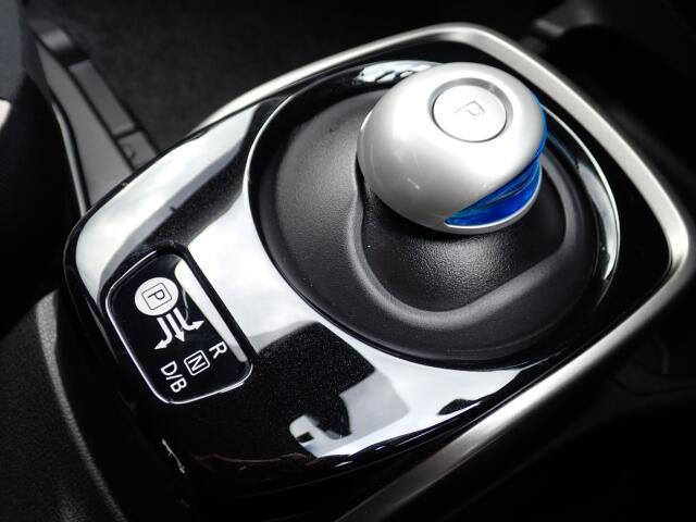 �V�t�g�m�u�̓X�����Ȃ��A���ꂢ�ȏ�Ԃł��B���ł��G��镔�������ꂢ���Ƒ�؂ɏ���Ă������Ƃ�������܂���B