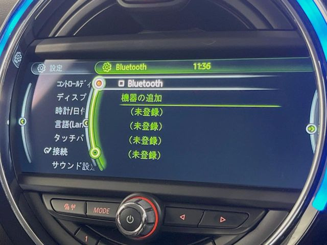 ��Bluetooth:���莝���̃X�}�[�g�t�H���ȂǂƐڑ����A�n���Y�t���[�ʘb��Տꊴ����~���[�W�b�N�Đ������y���݂��������܂��B�����ڑ��ł��̂Ŕς킵��������܂����