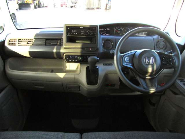 N-BOXG ホンダセンシング 4WD