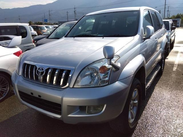 ランドクルーザープラド3.0 TX ディーゼル 4WD