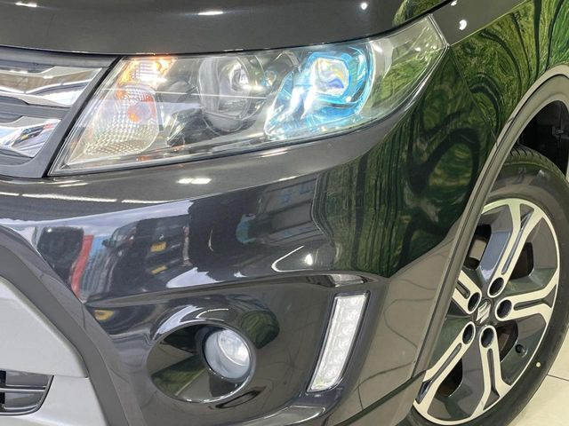 �yLED�w�b�h���C�g�z���V����ԑ��s�����ǍD�Ȏ��E���m�ۂ����S���ĉ^�]�ł��鍂�P�xLED�w�b�h���C�g�𑕔�!�_�����x�������A����d�͂��}�����Ă��܂��B