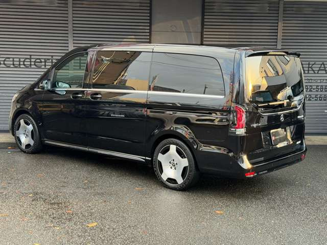 �O��p�[�L���O�Z���T�[�E�t�����g�E�T�C�h�E���A�E�p�m���}�~�b�N�r���[�J�����B