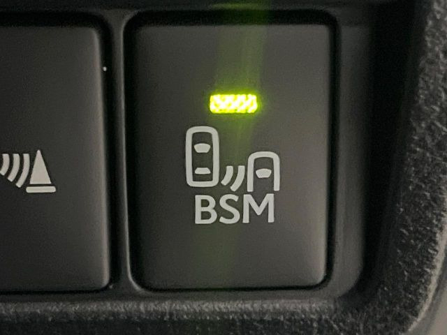 �y�u���C���h�X�|�b�g���j�^�[�z���s���A�h�A�~���[�̎��p�ɂȂ�₷���ӏ��Ɍ㑱�Ԃ��ڋ߂���ƃT�C�h�~���[�̃����Y�Ɍx����\��!�h���C�o�[�ɒ��ӊ��N�����Ă���܂��B