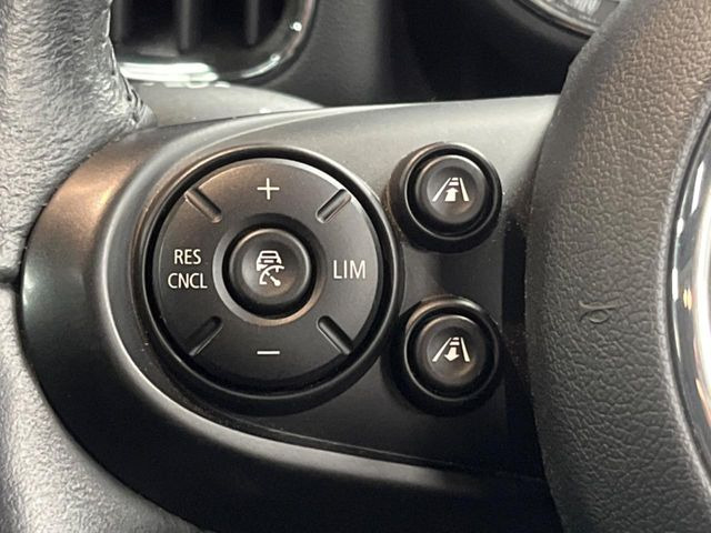 �����[�_�[�N���[�Y�R���g���[��:�O�̎ԂƂ̎Ԋԋ��������ɂƂ�A��葬�x�Ŏ������s���Ă���鎟����̃N���[�Y�R���g���[��!��ɍ������H�⎩���Ԑ�p���H�Ŏg�p����֗��ȋ@�\�ł�!