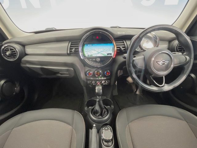 �A���ԃO���[�v���݌ɐ���2,000��!�S���̌n��X���烁�[�J�[�E�Ԏ��킸���Љ�o����̂ŁA���Ȃ��Ƀs�b�^���̂��Ԃ�������͂��ł���܂��͂��₢���킹��������