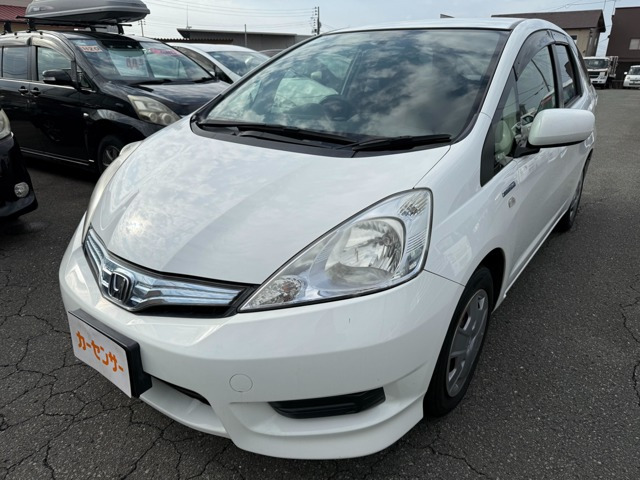 フィットシャトルハイブリッド1.3 C