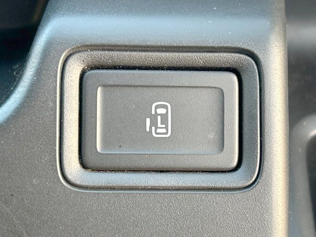 �y�p���[�X���C�h�h�A�z�X�}�[�g�L�[��^�]�Ȃ̃X�C�b�`�ŃX���C�h�h�A�̊J���\���d��������͂����ăh�A���J����K�v�������A���������q�l�ł��A�d���ו��������Ă��鎞�����N�ɊJ���߂ł��܂���