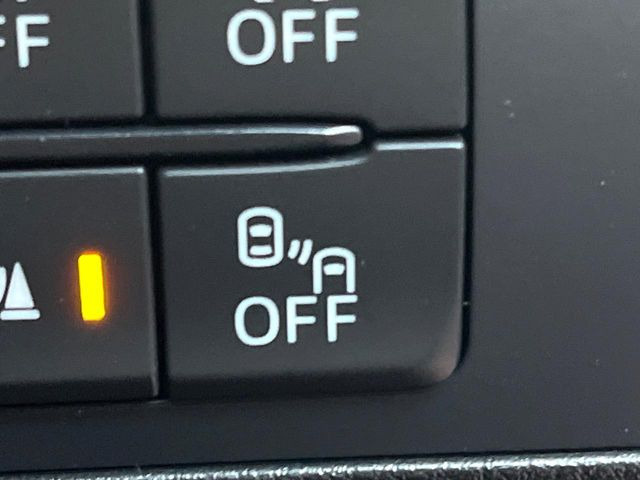 �y�u���C���h�X�|�b�g���j�^�����O�z���s���A�h�A�~���[�̎��p�ɂȂ�₷���ӏ��Ɍ㑱�Ԃ��ڋ߂���ƃT�C�h�~���[�t�߂Ɍx����\���A�h���C�o�[�ɒ��ӊ��N�����Ă���܂��B