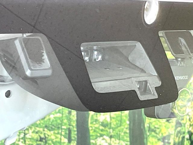 �y�X�Y�L �Z�[�t�e�B�T�|�[�g�z���s���ɑO���̎ԗ�����F�����A�Փ˂������Ȏ��͌x��ƃu���[�L�ŏՓˉ���Ɣ�Q�y�����A�V�X�g�B�����S�Ƀh���C�u�����y���݂��������܂��B