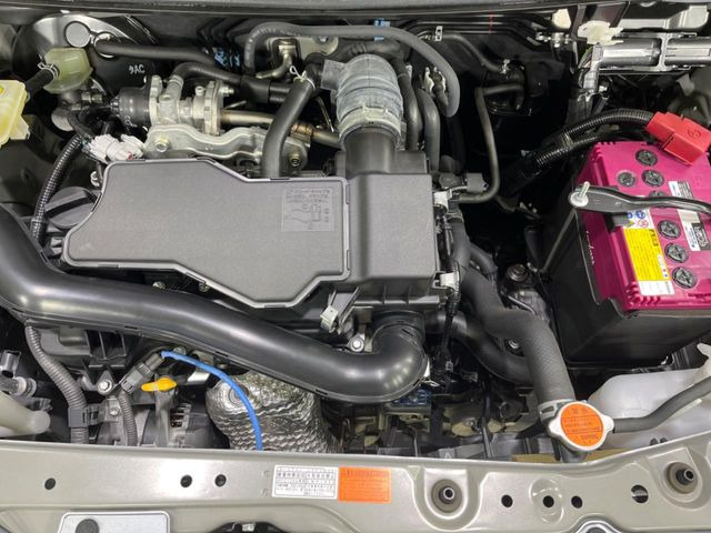 親切・丁寧な専門メカニックスタッフが応対!・車検・点検整備・事故等の修理などアフターサービスも安心。お車のカスタマイズもネクステージのサービススタッフまでご相談ください!