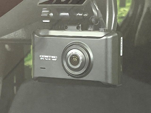 �y�h���C�u���R�[�_�[�z���S�E���S�ȃJ�[���C�t�ɕK�{�̃h���C�u���R�[�_�[�𑕔�!���s���͂������A������^�]�⎖�̂ɑ��������ۂ̏󋵂��f���ŋL�^���A����̃��X�N�ɔ����܂��B